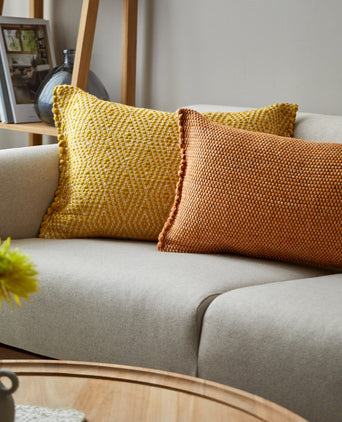 Upcycling-Kissen mit Füllung Pavaro [Senfgelb]